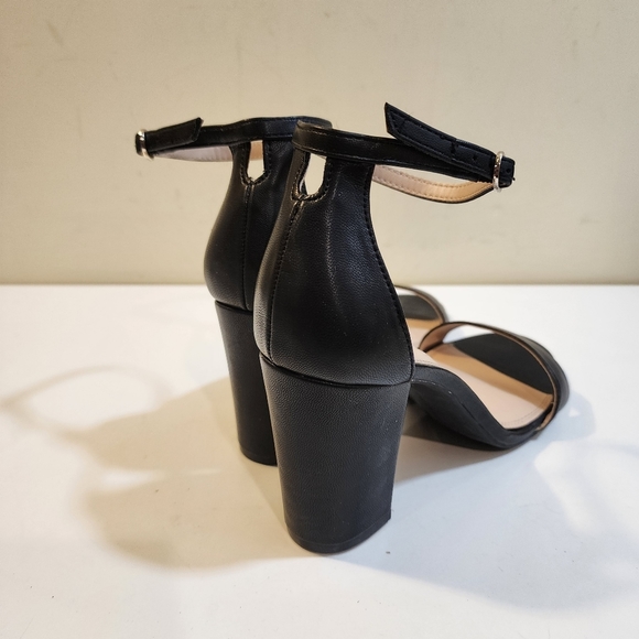 Kelly and Katie women's black block heels open toe strappy sandals size… - Picture 9 of 12